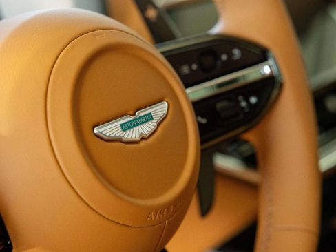 New 2026 Aston Martin DBX 707 image 22