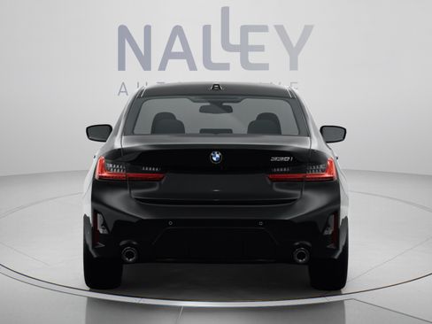 Used 2026 BMW 330i Sedan w/ M Sport Package RWD image 4