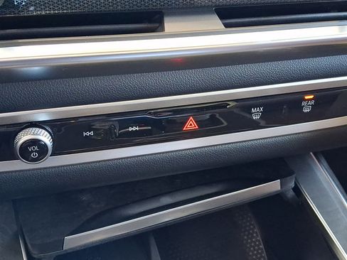 New 2026 BMW X7 xDrive40i w/ M Sport Package image 13