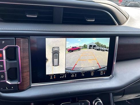 Used 2023 GMC Yukon Denali Ultimate w/ LPO, Floor Liner Package AWD/4WD image 17