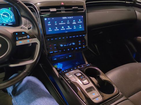 Certified 2022 Hyundai Tucson Limited image 21