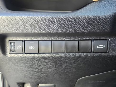 Certified 2025 Toyota RAV4 XLE Premium image 27