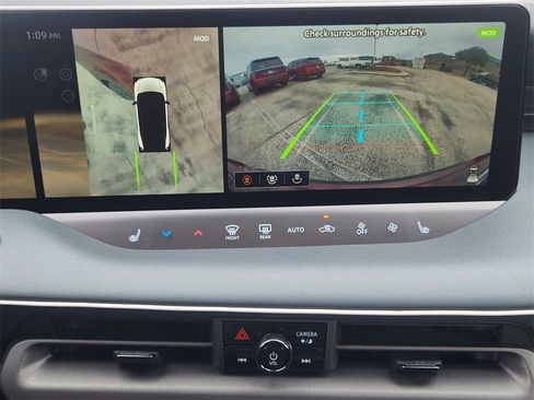 New 2026 Nissan Leaf Platinum+ image 13