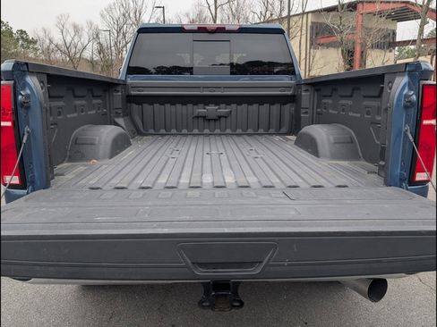 Used 2025 Chevrolet Silverado 2500 LTZ w/ LTZ Premium Package image 20