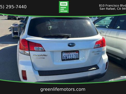 Used 2012 Subaru Outback 2.5i Premium w/ All-Weather Pkg AWD/4WD image 7