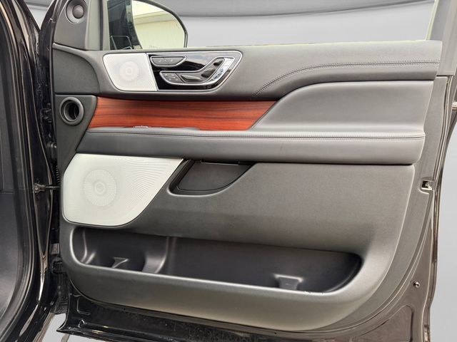 Used 2024 Lincoln Navigator L Reserve AWD/4WD image 15