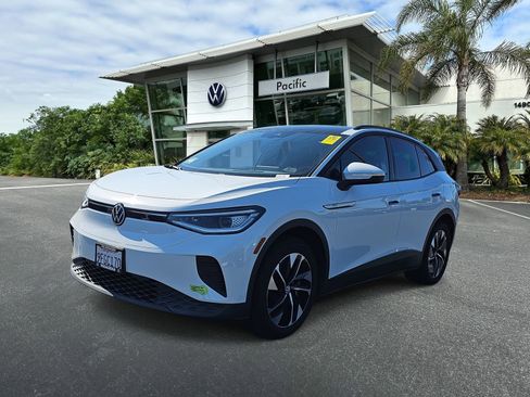 Certified 2022 Volkswagen ID.4 Pro S image 1