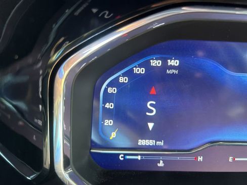 Used 2025 Chevrolet Silverado 2500 LT w/ Convenience Package image 44