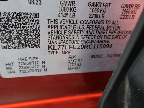 Used 2024 Chevrolet Trax LS w/ LS Convenience Package FWD image 33