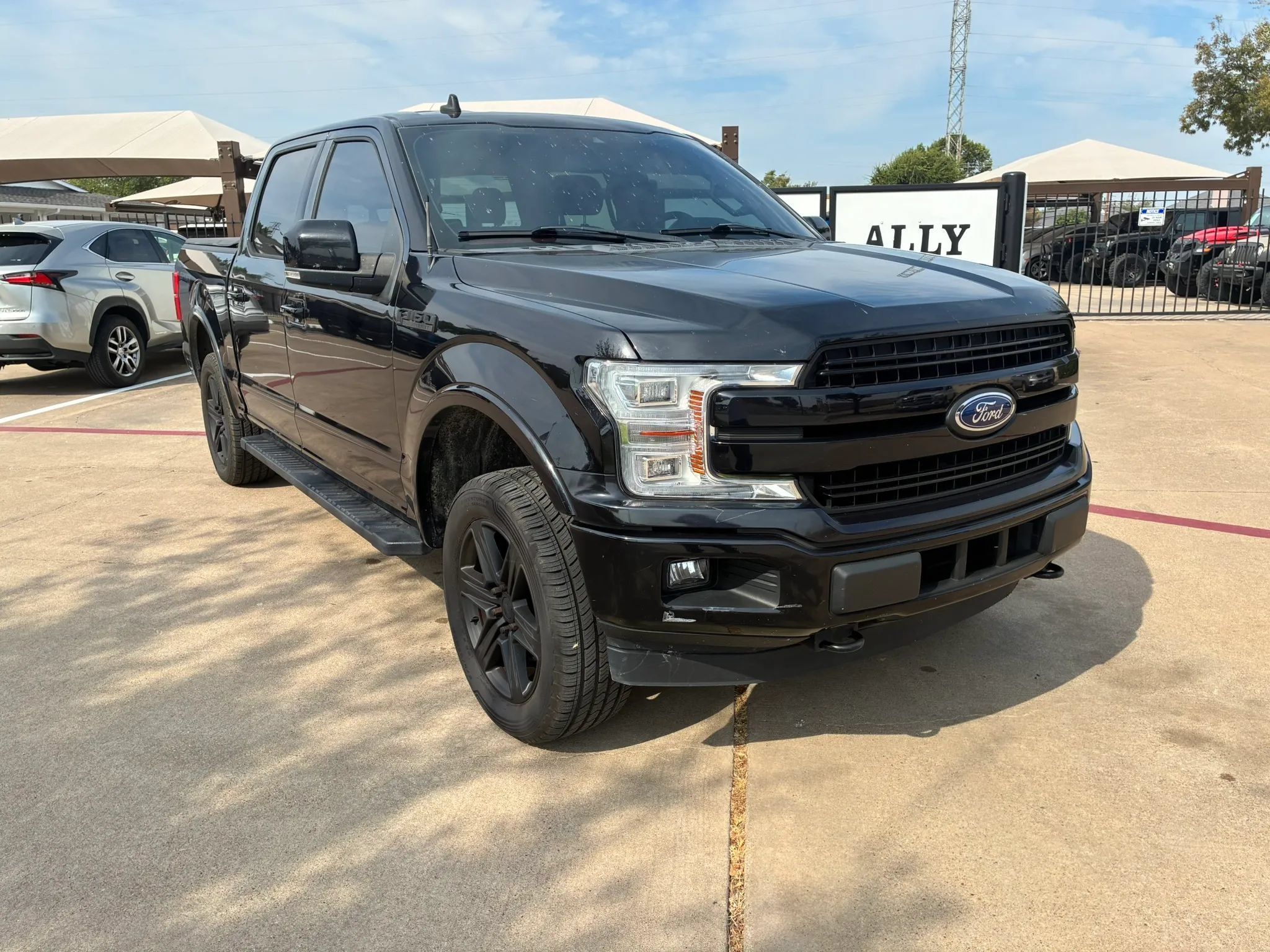 Used 2019 Ford F150 Lariat w/ Equipment Group 502A Luxury AWD/4WD image 1