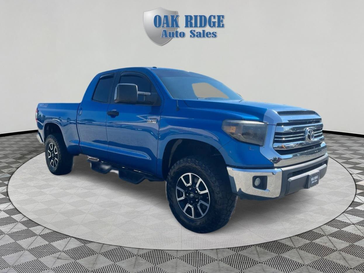 Used 2016 Toyota Tundra SR5 w/ TRD Off Road Package AWD/4WD image 3