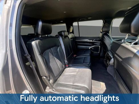 Used 2024 Jeep Wagoneer Series III AWD/4WD image 29