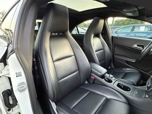 Used 2018 Mercedes-Benz CLA 250 image 24