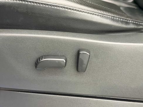 Used 2022 Nissan Frontier PRO-4X w/ Pro-4X Premium Package image 19