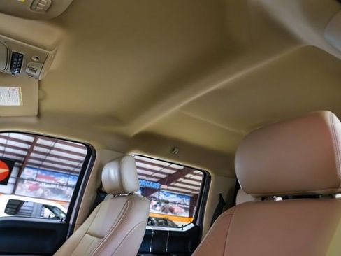 Used 2020 Ford F250 Lariat w/ Lariat Ultimate Package image 30