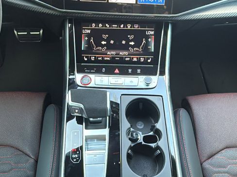 New 2026 Audi RS Q8 performance image 20