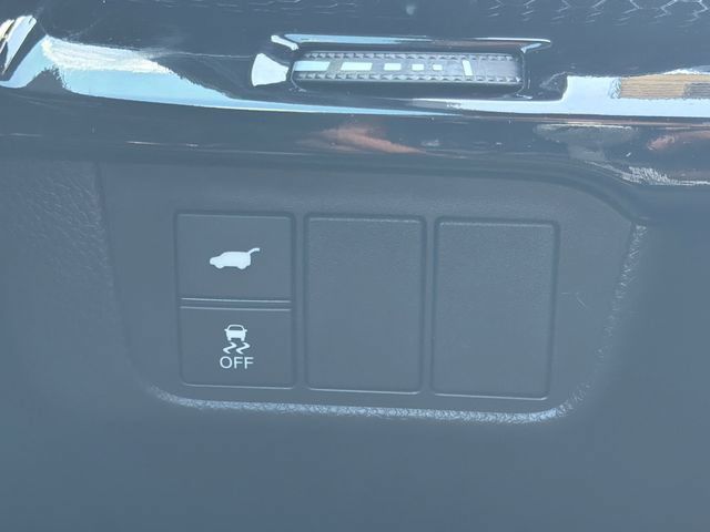 Used 2025 Honda CR-V Sport Touring image 31