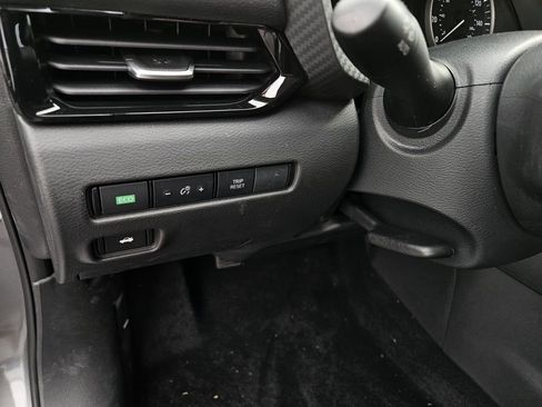 Certified 2025 Nissan Sentra SV w/ Trunk Package image 17