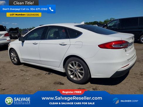 Used 2020 Ford Fusion SE FWD image 3