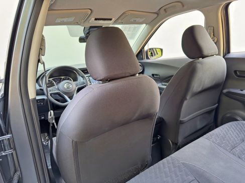 Used 2021 Nissan Kicks S image 28