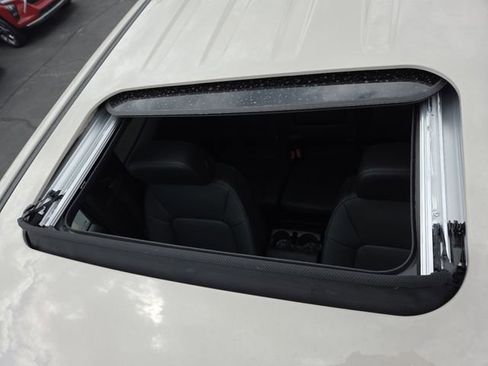 New 2026 GMC Canyon Elevation w/ Convenience Package AWD/4WD image 3