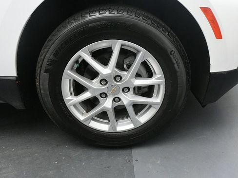 Used 2023 Chevrolet Equinox LT w/ Driver Convenience Package image 29