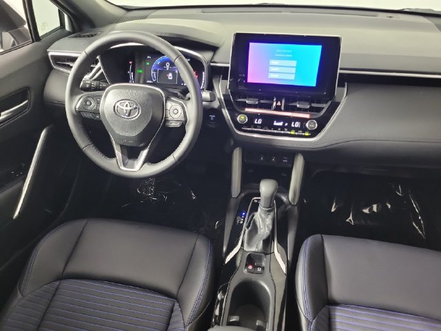 Used 2024 Toyota Corolla Cross AWD Hybrid image 15