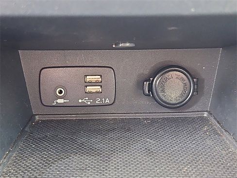 Used 2020 Subaru Crosstrek Hybrid w/ Moonroof Package w/Navigation image 18