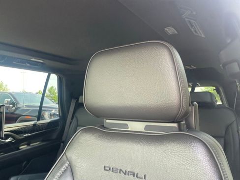 Used 2021 GMC Yukon Denali AWD/4WD image 20
