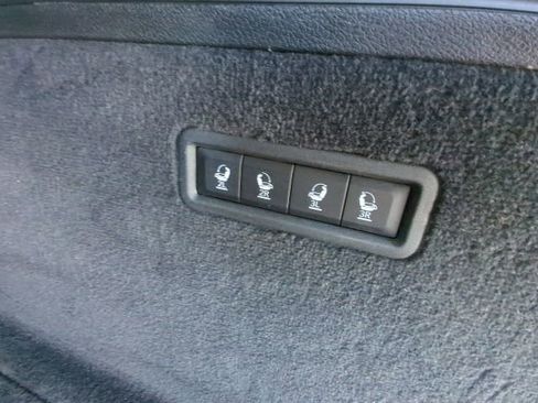 Used 2023 Jeep Grand Wagoneer Series II w/ Premium Group II AWD/4WD image 46