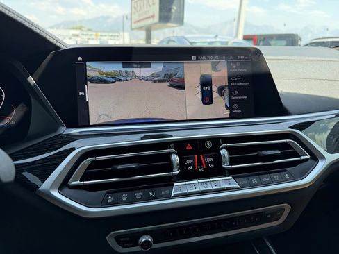 Used 2020 BMW X7 xDrive40i w/ M Sport Package AWD/4WD image 35
