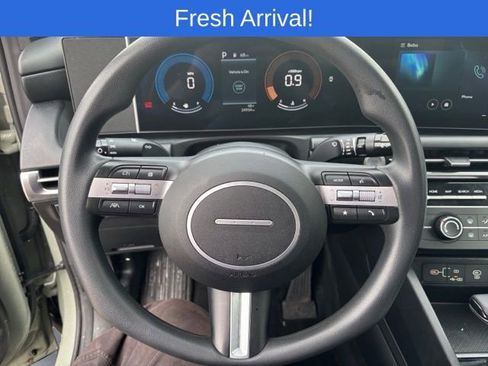 Used 2025 Hyundai Santa Cruz SE image 13