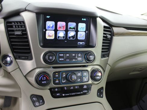 Used 2019 GMC Yukon XL Denali image 26