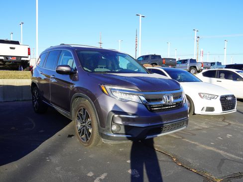 Used 2019 Honda Pilot Elite image 2