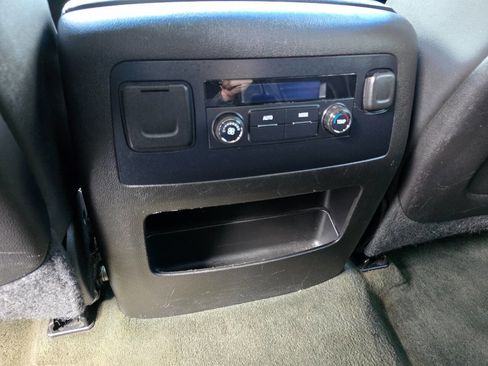 Used 2015 Chevrolet Tahoe LT image 27