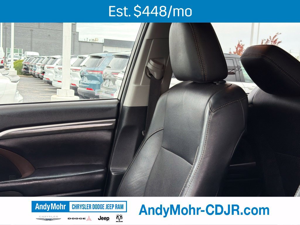 Used 2019 Toyota Highlander Limited Platinum AWD/4WD image 14