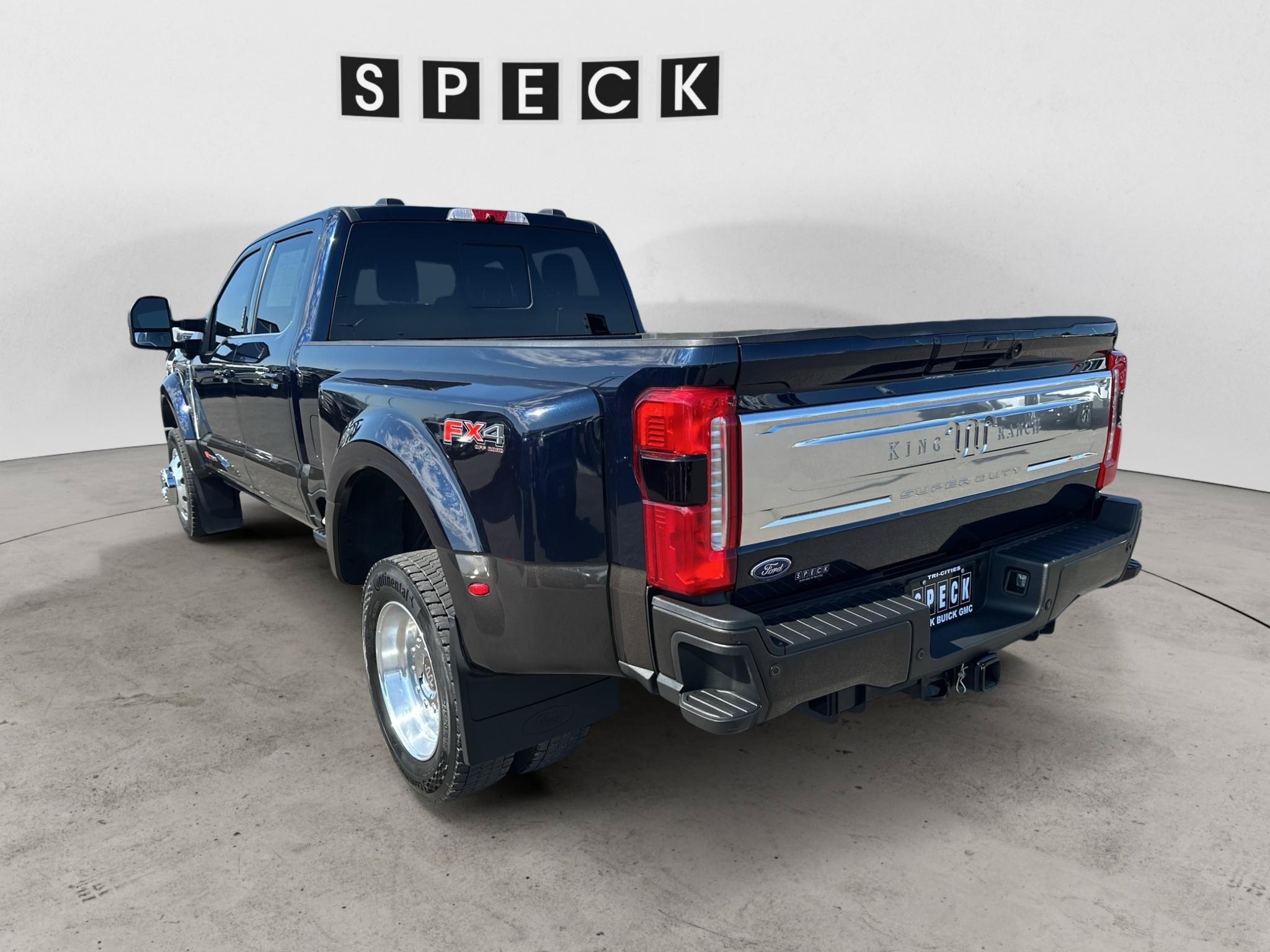 Used 2024 Ford F450 King Ranch w/ FX4 Off-Road Package AWD/4WD image 3