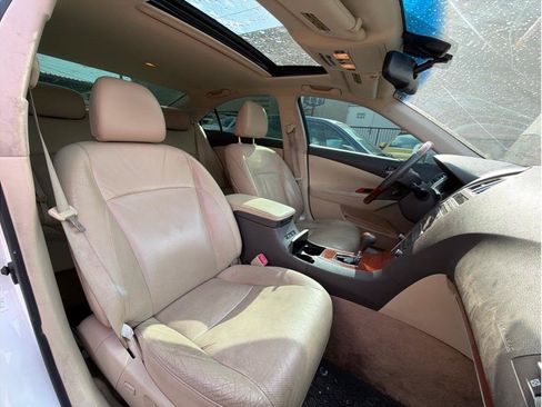 Used 2010 Lexus ES 350 FWD image 4