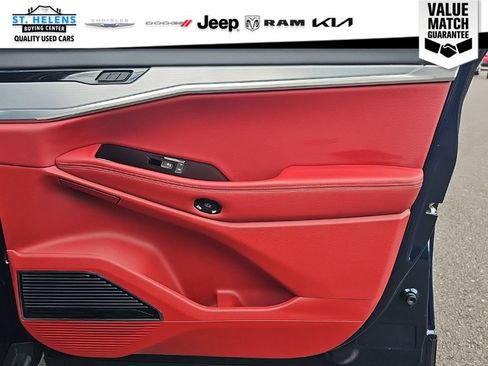 Used 2024 Jeep Wagoneer Launch Edition AWD/4WD image 32