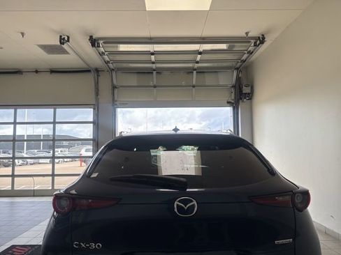 Used 2021 MAZDA CX-30 AWD 2.5 S w/ Premium Package image 18