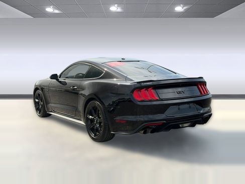Used 2018 Ford Mustang GT Premium w/ Equipment Group 401A RWD image 3