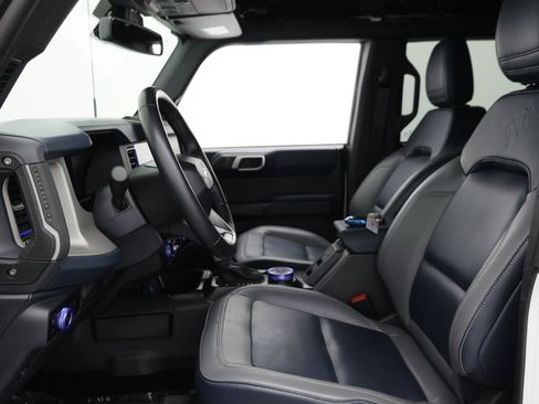 Used 2024 Ford Bronco Outer Banks AWD/4WD image 21