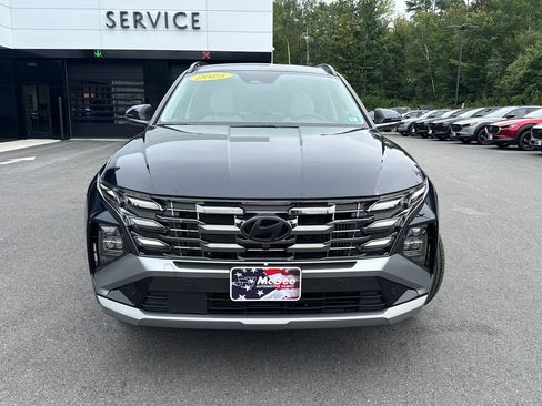 Used 2025 Hyundai Tucson Limited AWD/4WD image 8