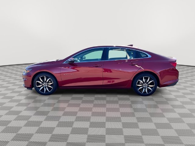 Used 2018 Chevrolet Malibu LT w/ Leather Package FWD image 7