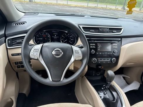 Used 2016 Nissan Rogue S AWD/4WD image 13