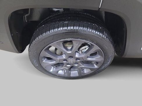 Used 2023 Jeep Renegade Limited w/ Sun/Sound Group image 36