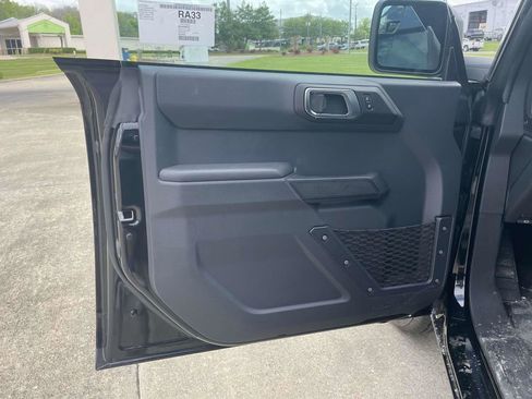 New 2025 Ford Bronco 4-Door AWD/4WD image 15