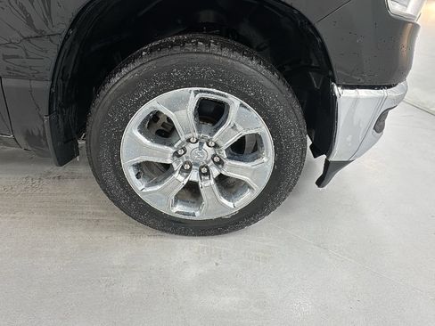 Used 2021 RAM 1500 Big Horn AWD/4WD image 9