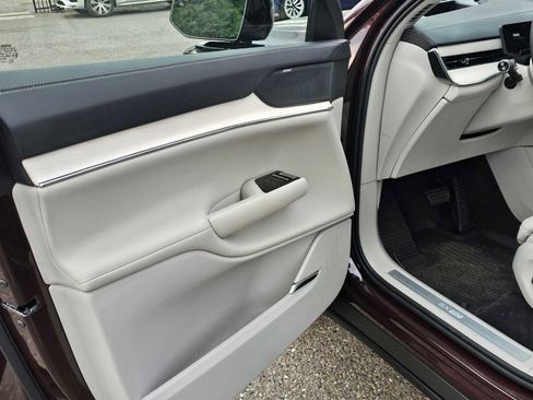 New 2025 Volvo EX90 Ultra w/ Protection Package Premier image 20