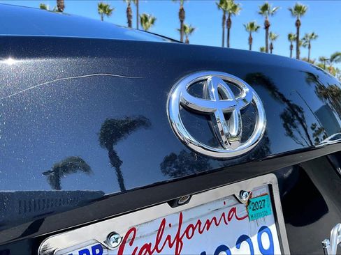 Used 2017 Toyota Yaris iA FWD image 29